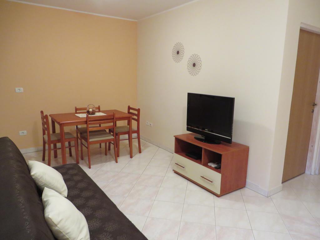 Apartment Mare Medulin Kültér fotó