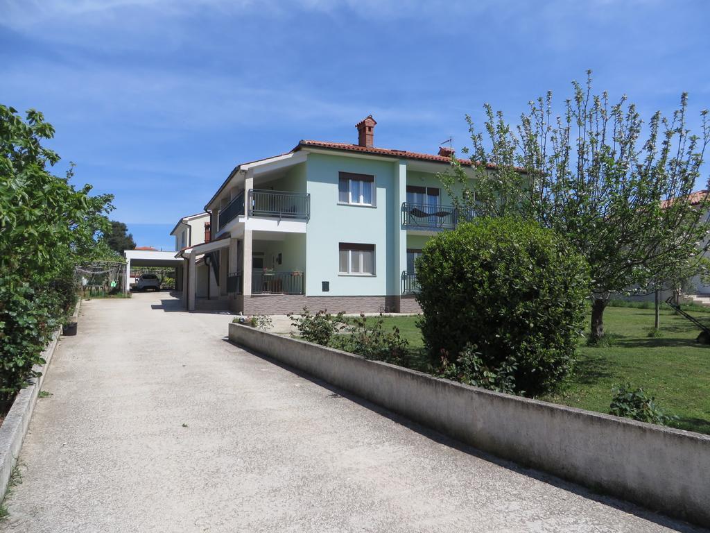 Apartment Mare Medulin Kültér fotó