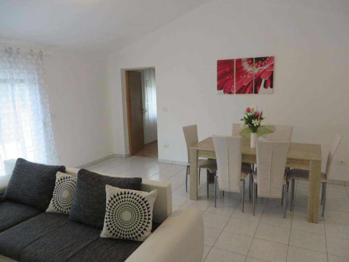 Apartment Mare Medulin Kültér fotó